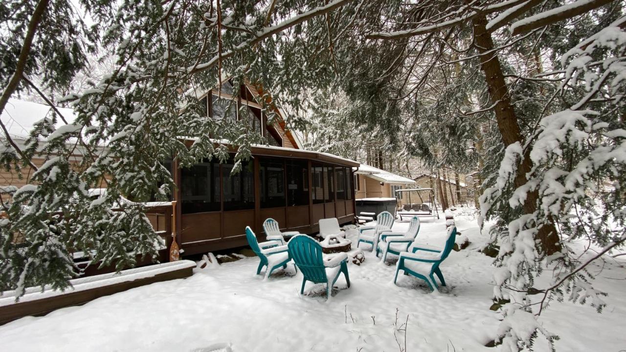 Walk To Pool & - Spacious Gateway, Hot Tub, Game